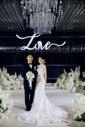 -Lady  Jane高端婚纱礼服馆