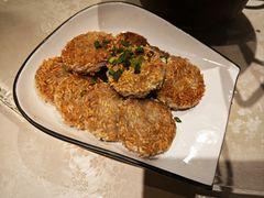 香煎藕饼-帅巴人舅母子腊蹄民俗村