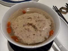 杞皇红莲炖黑豚肉-炳胜私厨(万象前海店)
