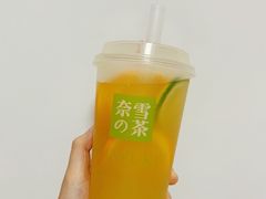 霸气橙子-奈雪的茶(湖滨银泰in77C区PRO店)