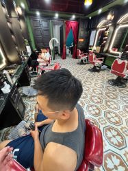 -豪帅男士理容馆