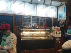 -何太太馄饨面铺(大浒东苑店)