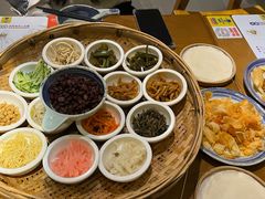 -包整·丝娃娃(一览甲秀楼风景店)