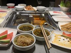 -海底捞火锅鲜切牛肉主题店(长寿路店)
