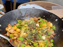 -聚鑫朋酸菜肥肠(文艺路口店)