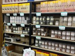 -段氏奇香花生米(长嘉汇店)