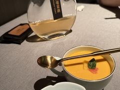 -左庭右院鲜牛肉火锅黑金店(陆家嘴中心店)