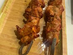 -乡村馕坑肉·烧烤·新疆菜·本地人更爱吃(阿勒泰首店)