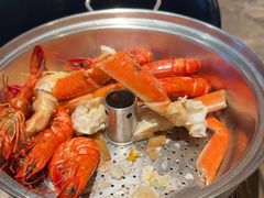 自制海鲜锅-亚马逊蒸汽活海鲜自助(LCM置汇旭辉广场店)