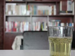 绿茶和甜品-武汉境自在書店