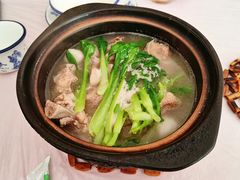 芋艿排骨煲-阿隆煲店(秀仁苑店)