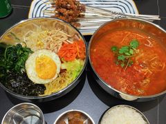 -许哥东北烧烤·铁丳烤串·宫后夹肉(繁花中心店)