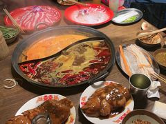 -萍姐火锅·公路夜市(武汉首店)