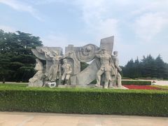 -上海市龙华烈士陵园