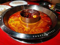 -谭鸭血老火锅(万象九宜城店)