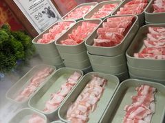 -四囍码头海鲜烧烤自助火锅(外滩南京东路悦荟广场店)