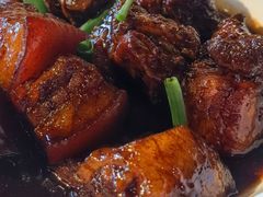 大锅红烧肉-麒麟小院·老九江菜(安平路店)