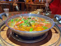 -亮欢寨酸汤鱼(沙冲路店)