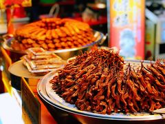 -六合夜市