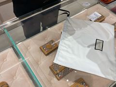 -Gucci(青岛海信广场店)