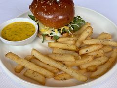 -AZUR聚(香格里拉饭店)