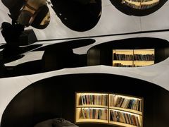 -涨巢·潮玩水疗局