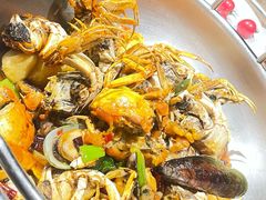 -七欣天香辣蟹火锅(上海银亿滨江店)