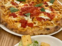 -城市大道红炉披萨烘焙坊