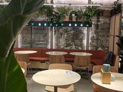 大堂-老乡鸡(上海白玉兰广场店)