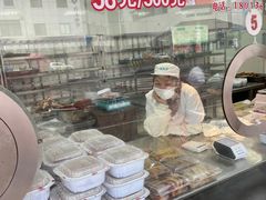 -陆稿荐观前街店