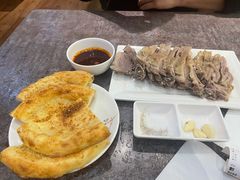 饼馕-贯贯吉·清真餐厅(浙江中路店)