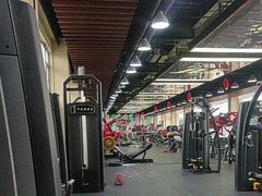 -健龙森俱乐部·游泳·健身·羽毛球综合体育馆
