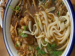 -矮子粉店1985·长沙米粉(湘春路店)