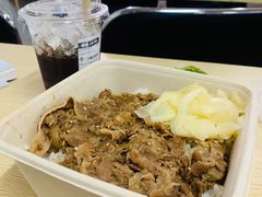 牛肉饭-鸟鸣门屋台料理(金帝银泰店)