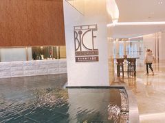 -卡佩罗意大利餐厅及酒吧Al Cappello Trattoria