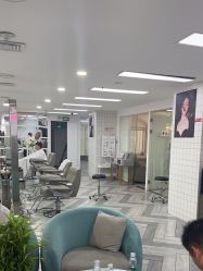 -米娜护肤造型