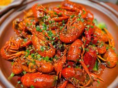 -大中华酒楼·主席武昌鱼·武汉美食地标(江汉路步行街店)