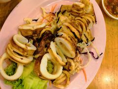 -J Daeng Seafood
