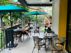 露天位-星巴克(深圳侨城街店)