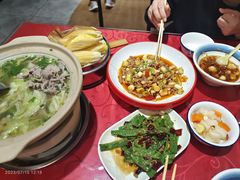 -冯烫烫跷脚牛肉·川菜小馆(武胜西街店)