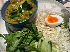 -Kub Kao Kub Pla (Terminal21)