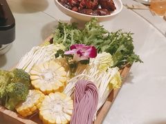 -老鼎万春卤菜(五代传承创始老店)