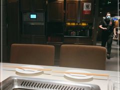 大堂-海底捞火锅鲜切牛肉主题店(长寿路店)