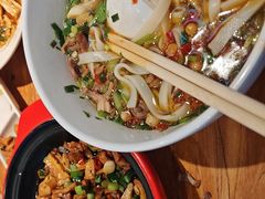 -湘人龙记老长沙米粉(鸟巢店)