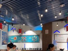 -尚尚仙·酸汤猪手·猪肚鸡火锅(华联万柳购物中心店)