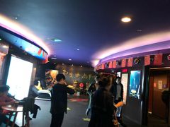 等候区-中影国际影城(兰生大厦CINITY LED店)