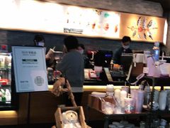 -星巴克臻选(周浦万达店)