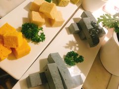 三色冻豆腐-左庭右院鲜牛肉火锅(浦江欢乐颂店)