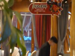 大堂-隔壁老王·家常云南菜(花巷店)