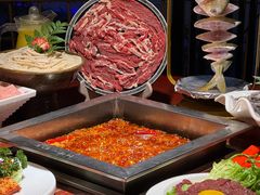 -二荆条·蜀鲜汇城市森林火锅